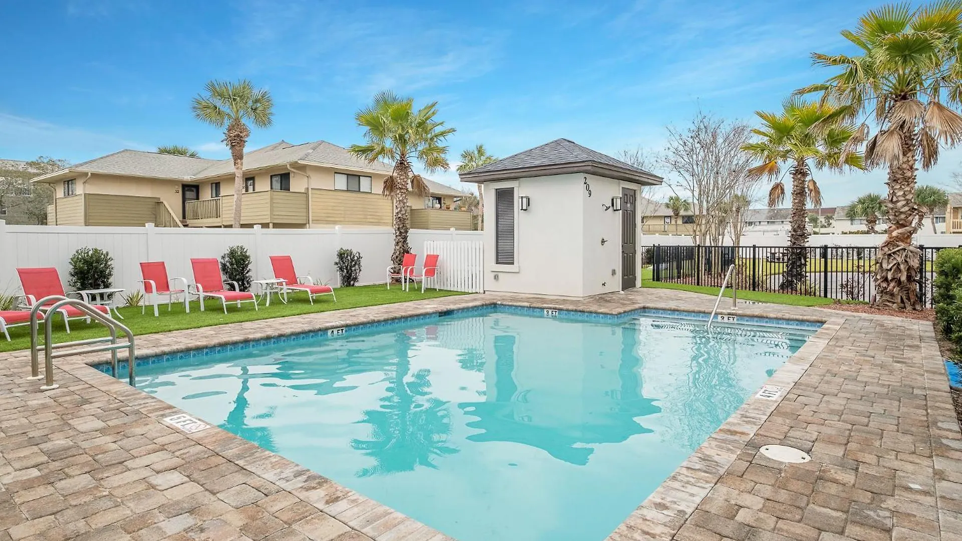 Grand Boz Chateau With Lsv And Heated Pool Destin Holiday home